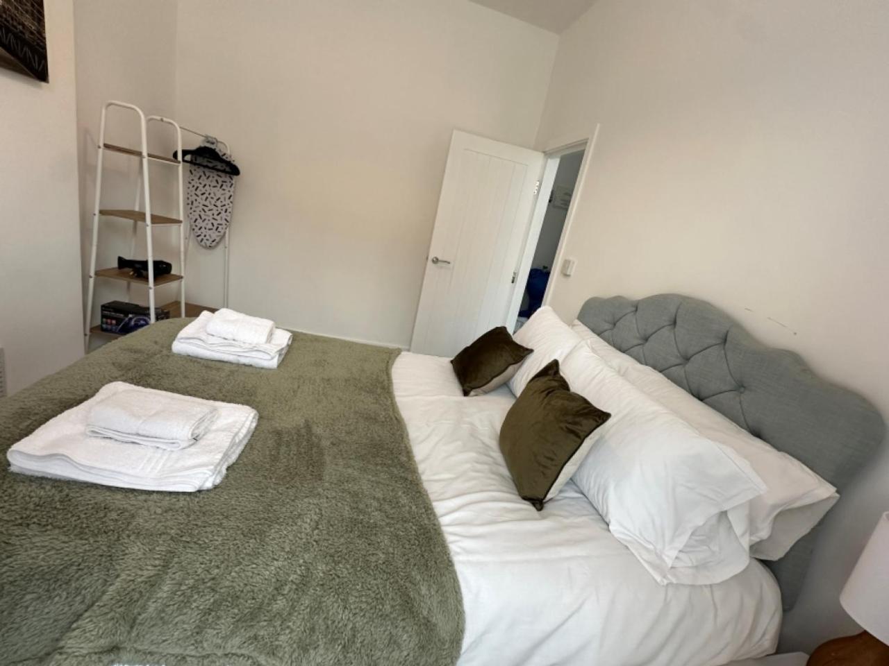 Studio Flat 2A Central Colwyn Bay Exteriör bild